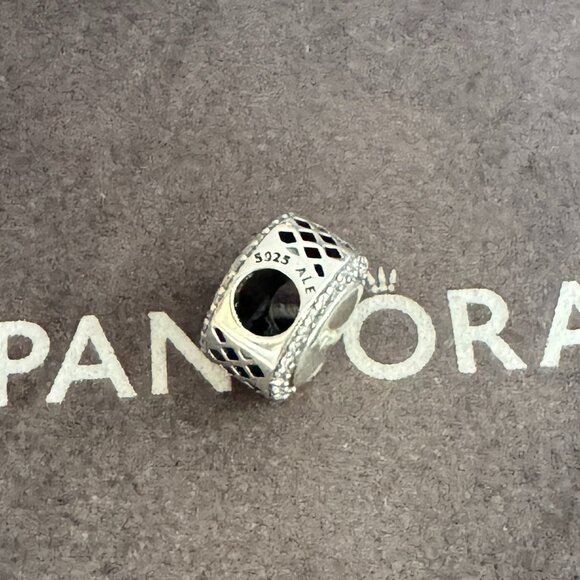 Pandora Turkey Istanbul Exclusive Charm - Picture 4 of 4